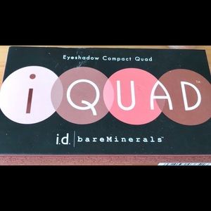 bareMinerals Eyeshadow Compact Quad & Brush